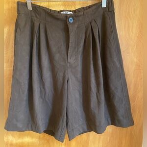 Free People We The Free Straight On Vegan Suede Shorts in Chestnut